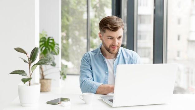 Senior Business Analyst – Digital & Healthcare Data Platforms (3-Month Contract)