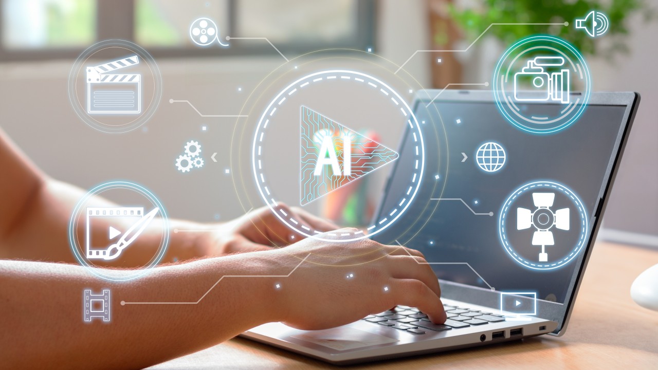 Graphic Designer – Social Media & AI Content